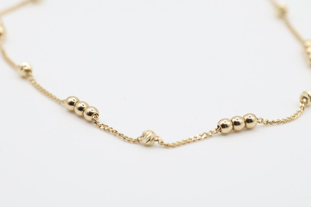 Manillas 14kt Weight 1.76g