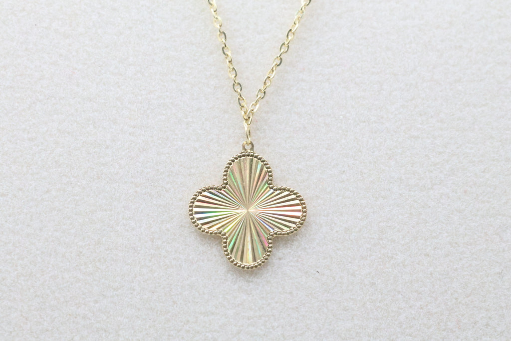 Cadena 14kt Size 13.6mm flor x 18" Weight 2.62g