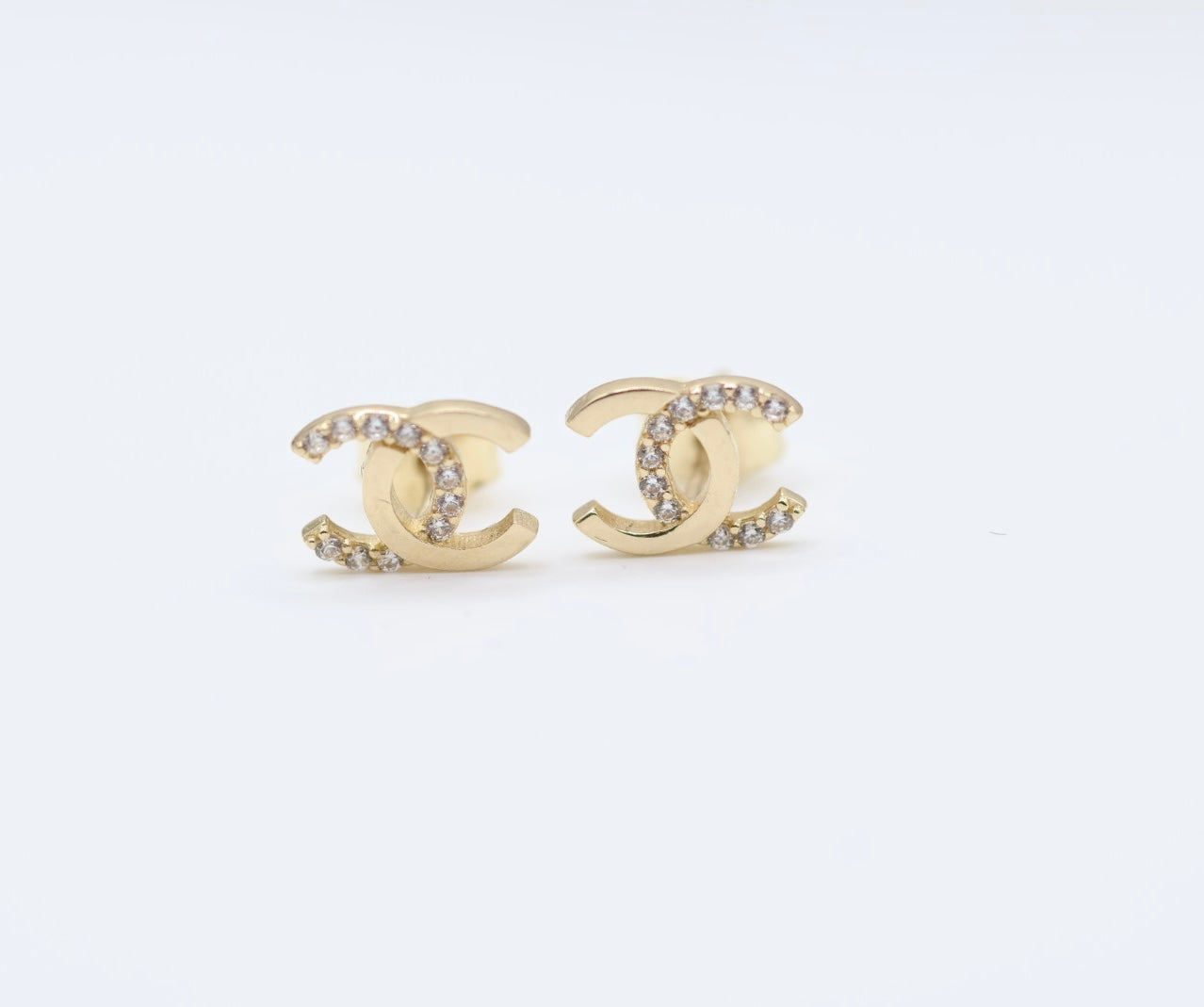 Aretes 14kt zirconia Size 7mm x 9mm