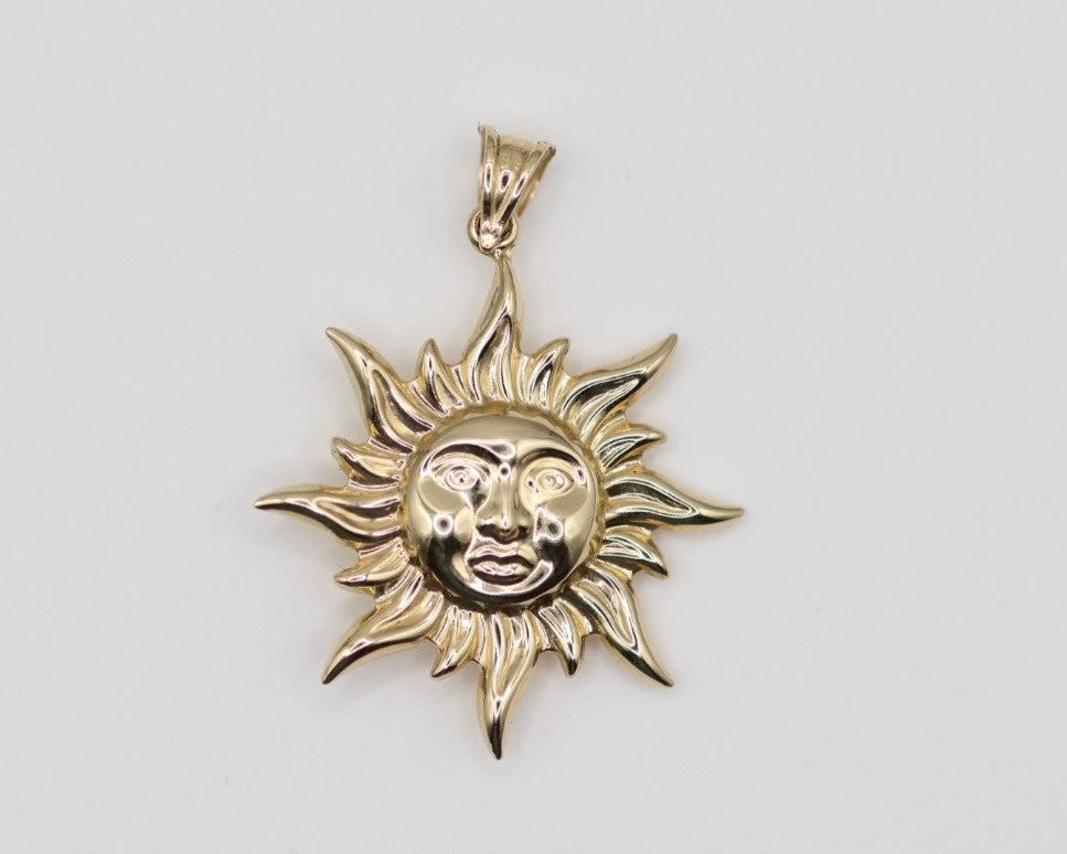 Dijes Sol 14kt Size 24mm