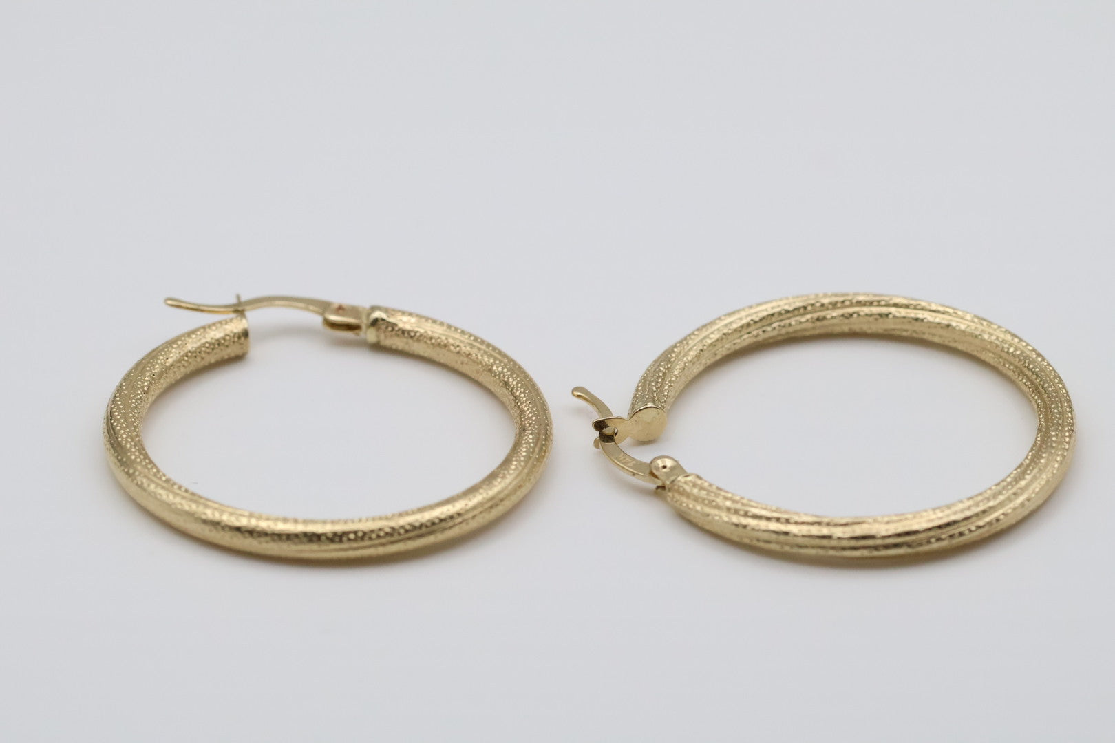 Hoops Hoops 14kt Size 32mm Weight 2.8g