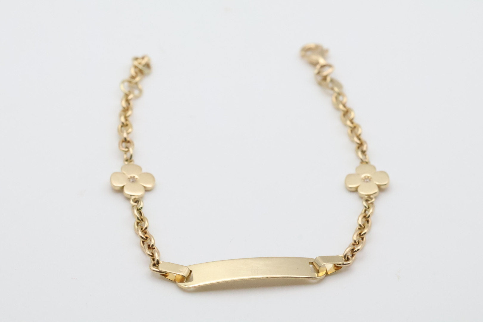 Girl's bracelets 14kt Weight 3g