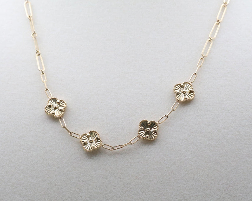 Cadena 4 Flores 14kt Weight 5.8g