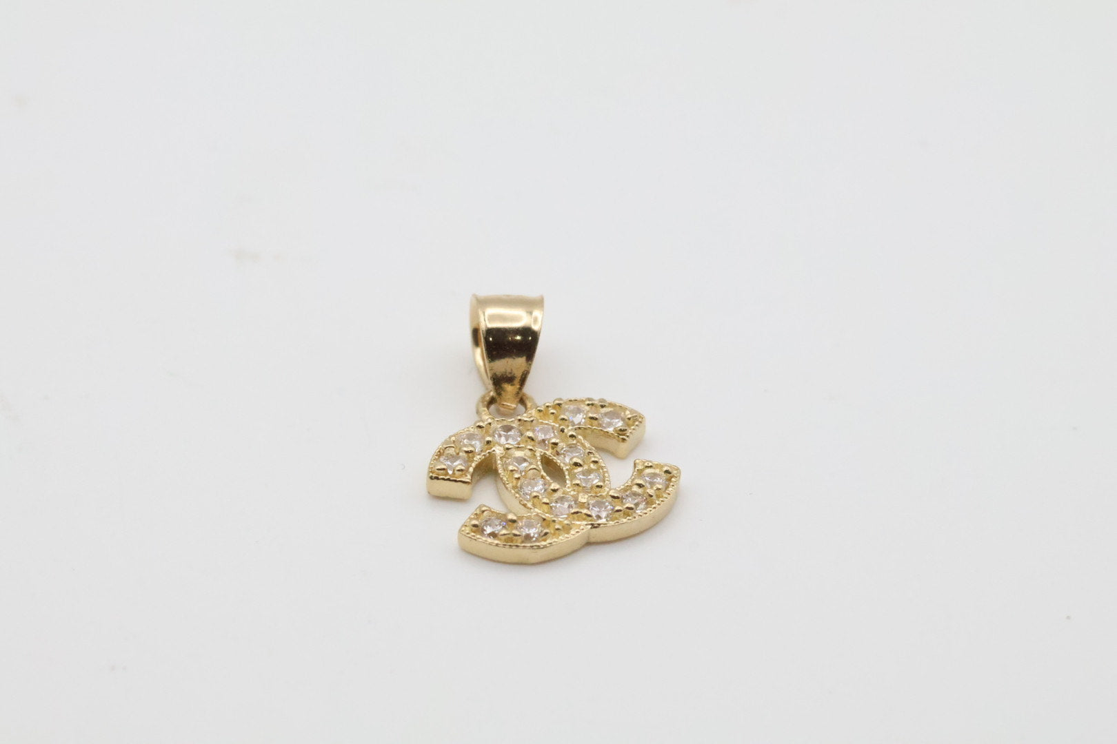 Charms 14kt zirconia Weight 1.2g