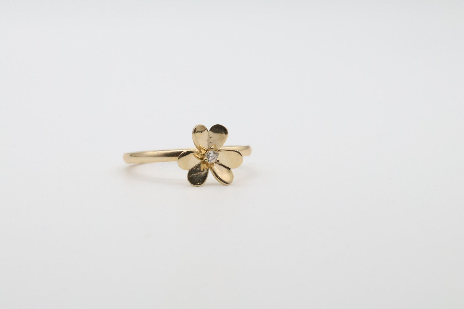 Flower Rings 14kt Weight 1.8g