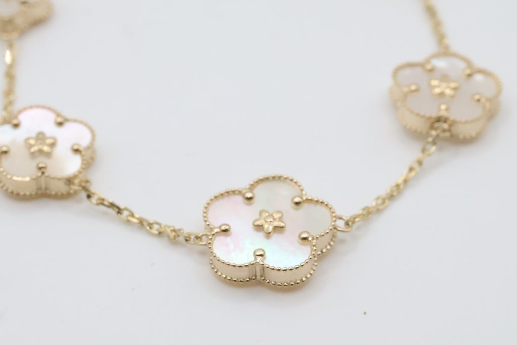 Manillas 14kt Size 13.8mm x 7" Weight 5.18g