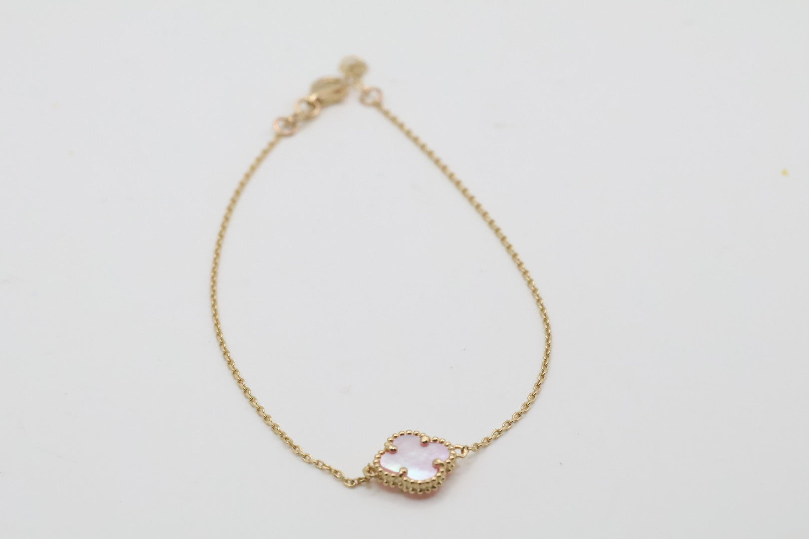 Manillas 14kt Weight 1.5g