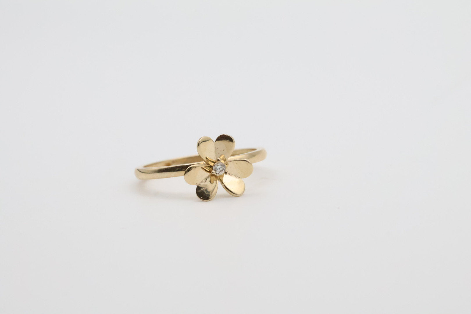 Flower Rings 14kt Weight 1.8g