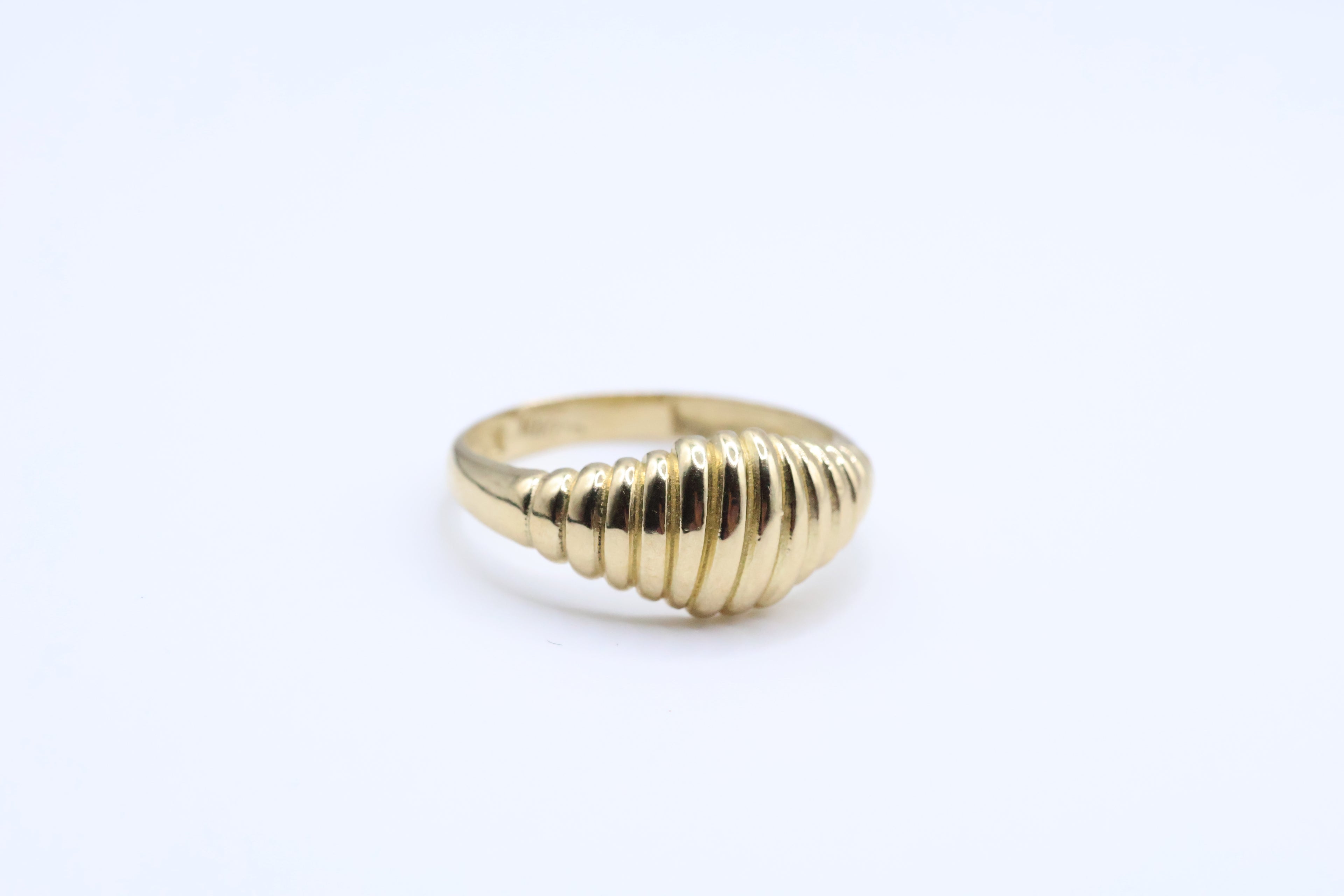 Anillo de Mujer 10Kt Weight 2.08g