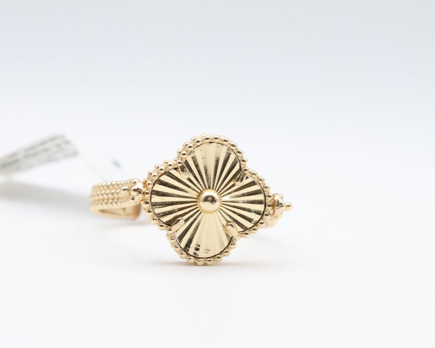 Anillo de Mujer  14kt Oro y Negro Weight 3.6g
