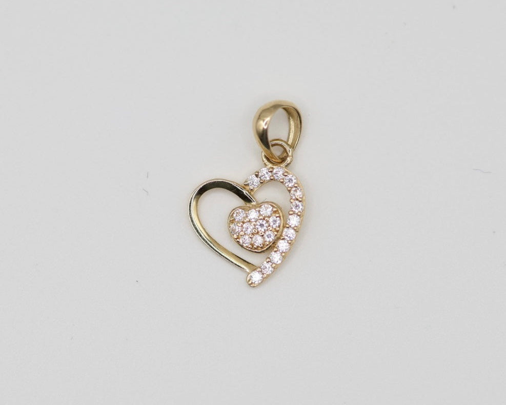 Dijes Corazon 14kt zirconia Size 10mm Weight 1.0g