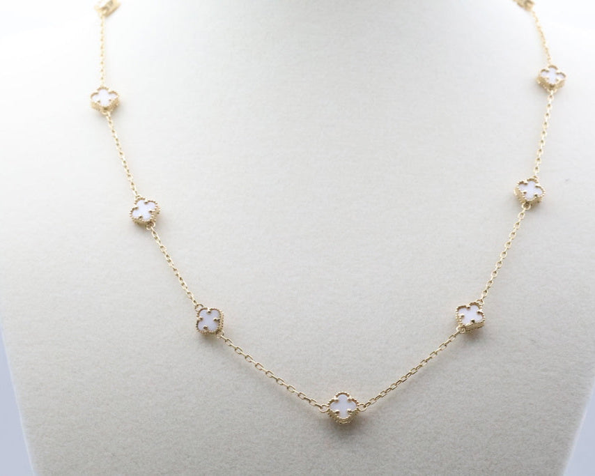 Cadena Flores 14kt Flor Blanca Y Oro Size 17" Weight 8.3g