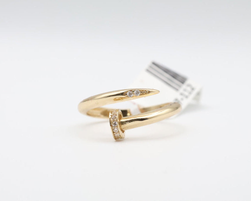 Anillo de Mujer,  Clavo  14kt zirconia Weight 1.6g