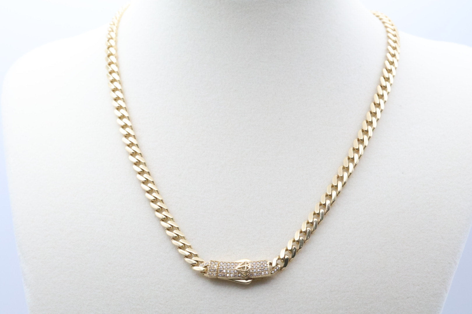 Monaco zirconia chain Size 16" Weight 13.7g