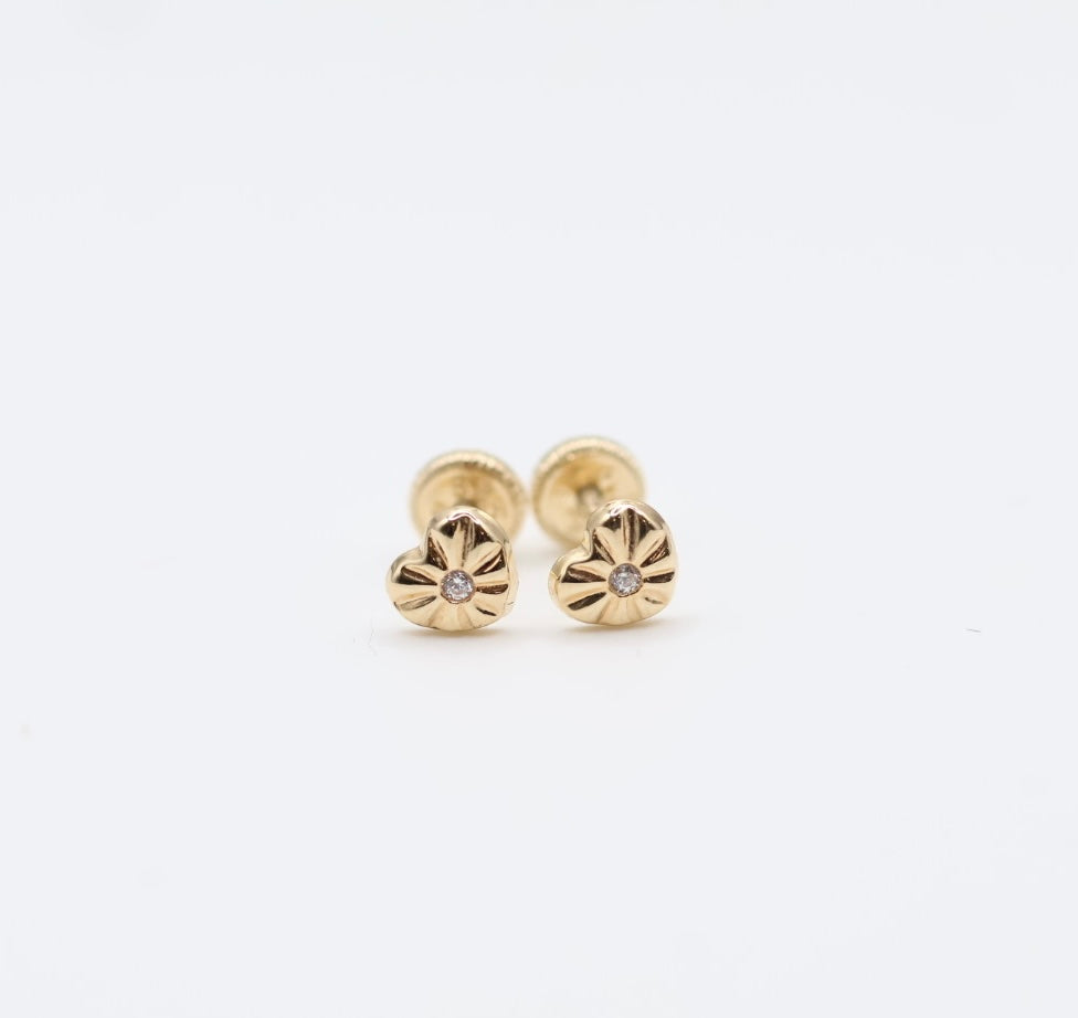 Aretes Corazon 14kt zirconia Size 5mm