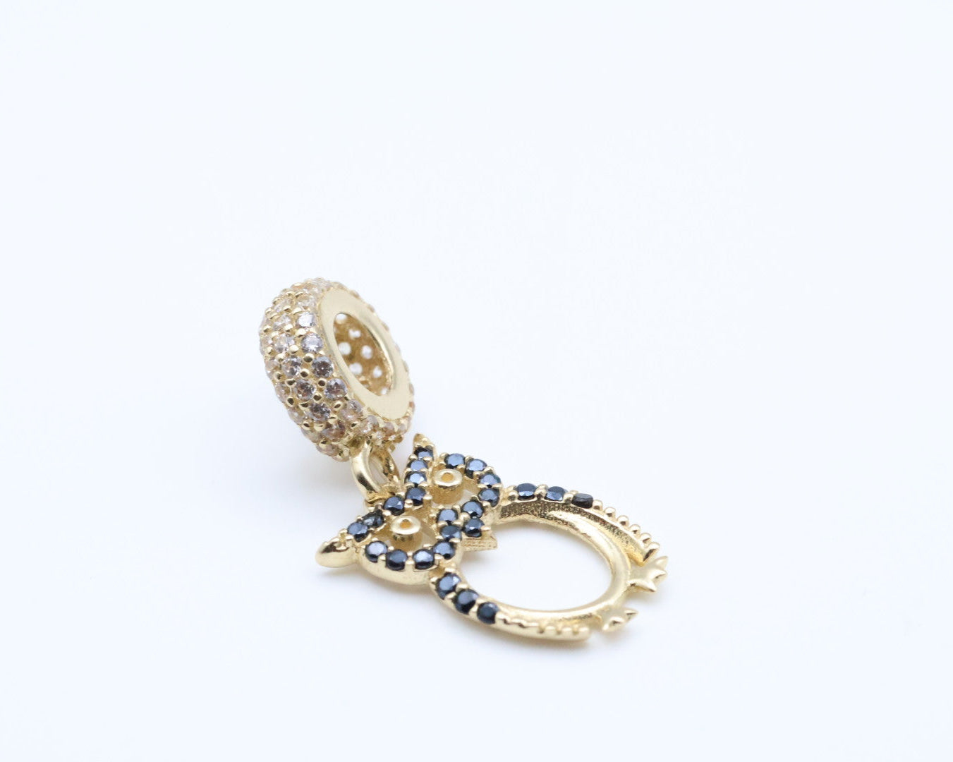 Dijes 14kt zirconia Weight 1.9g