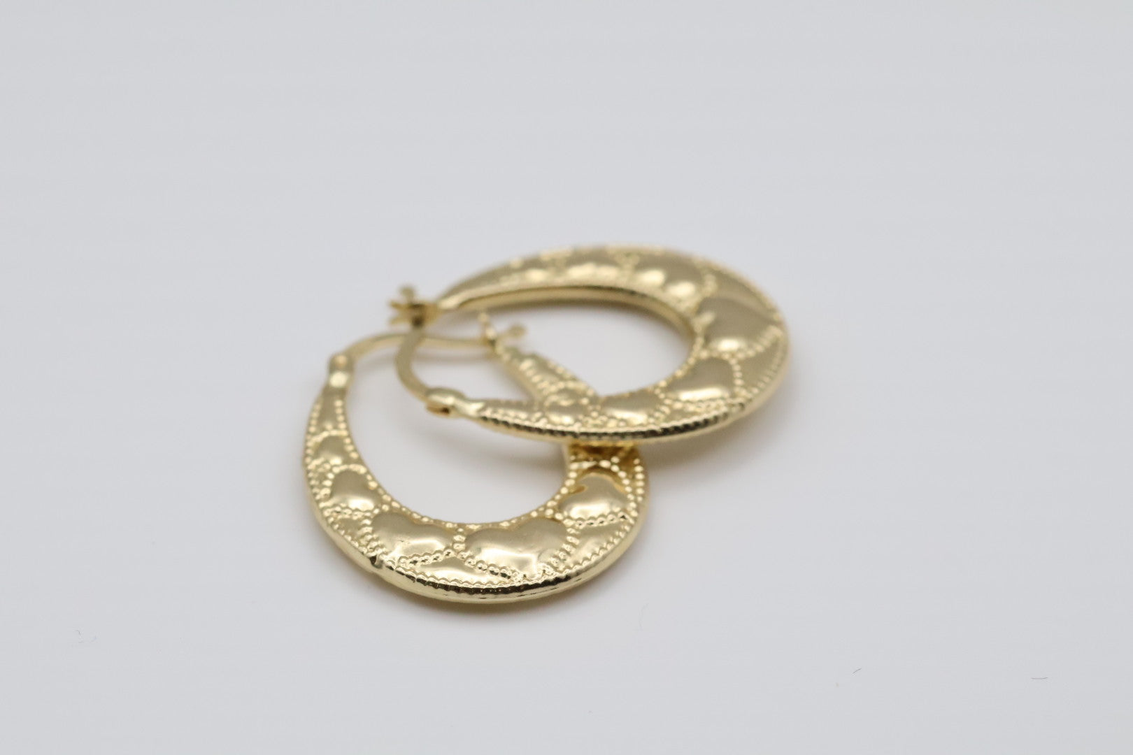 Hoops Hoops with Heart 14kt Size 24mm Weight 1.8g