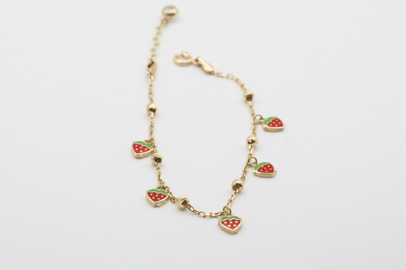 Strawberry Girl Bracelets 14kt Weight 2.8g