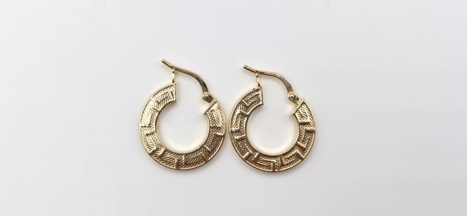 Hoops Hoops 14kt Size 19mm Weight 1.7g