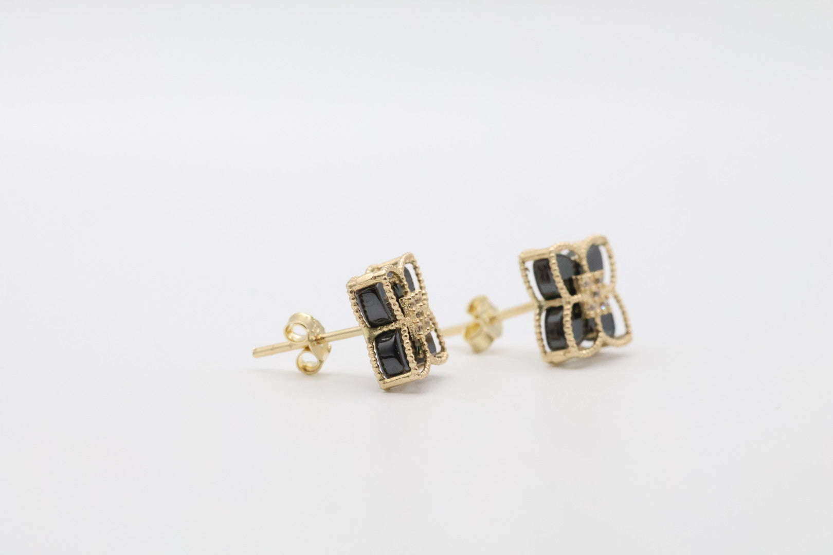 Aretes 14kt Size 11.5mm Weight 2.3g