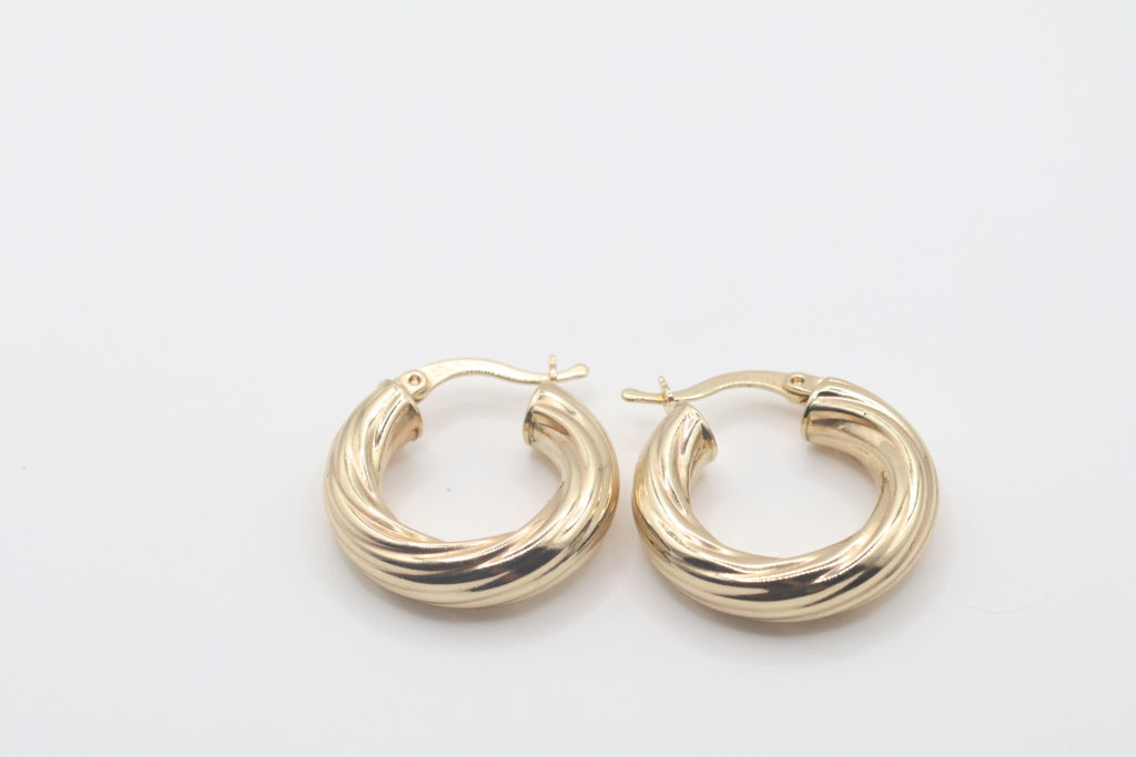 Argollas 14kt Weight 3.54g