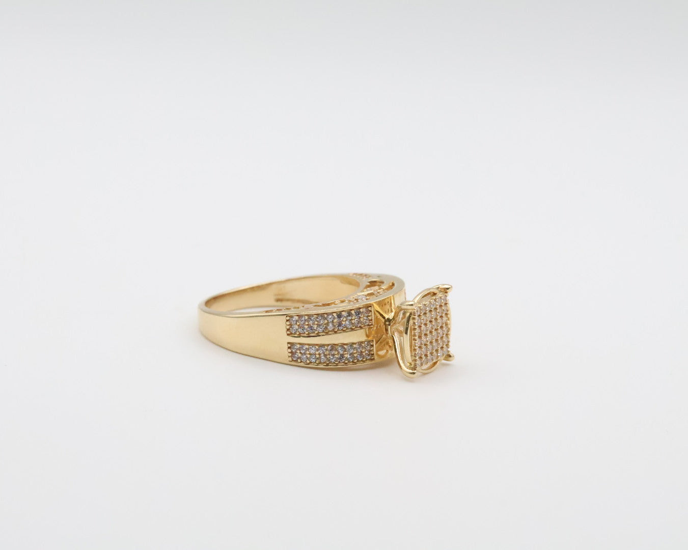 Anillo de Mujer 14kt zirconia Weight 6.1g