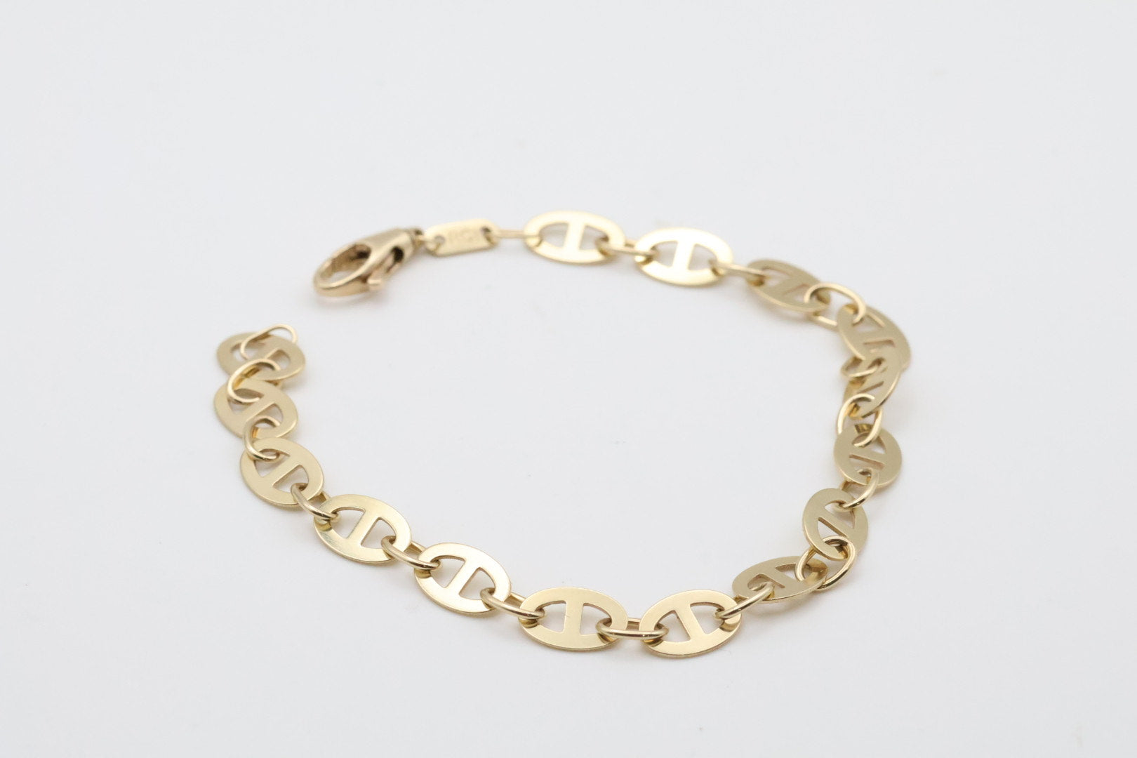 14kt Weight 5.05g Handles