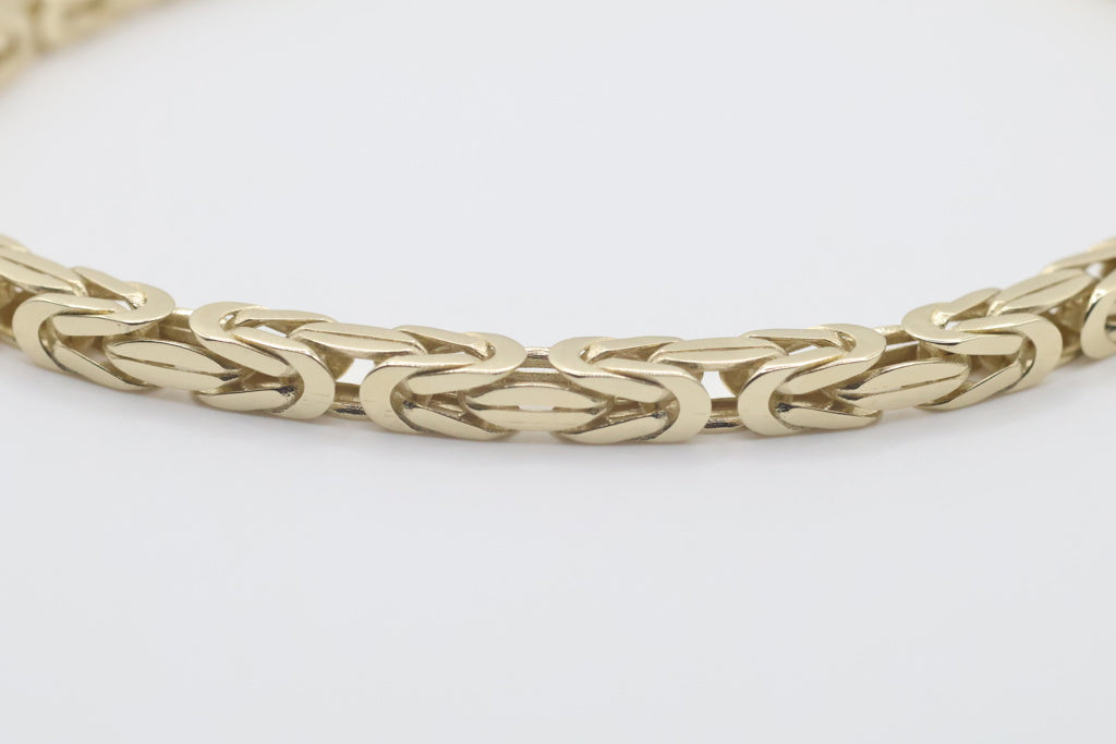 Manillas 10Kt Weight 6.70g