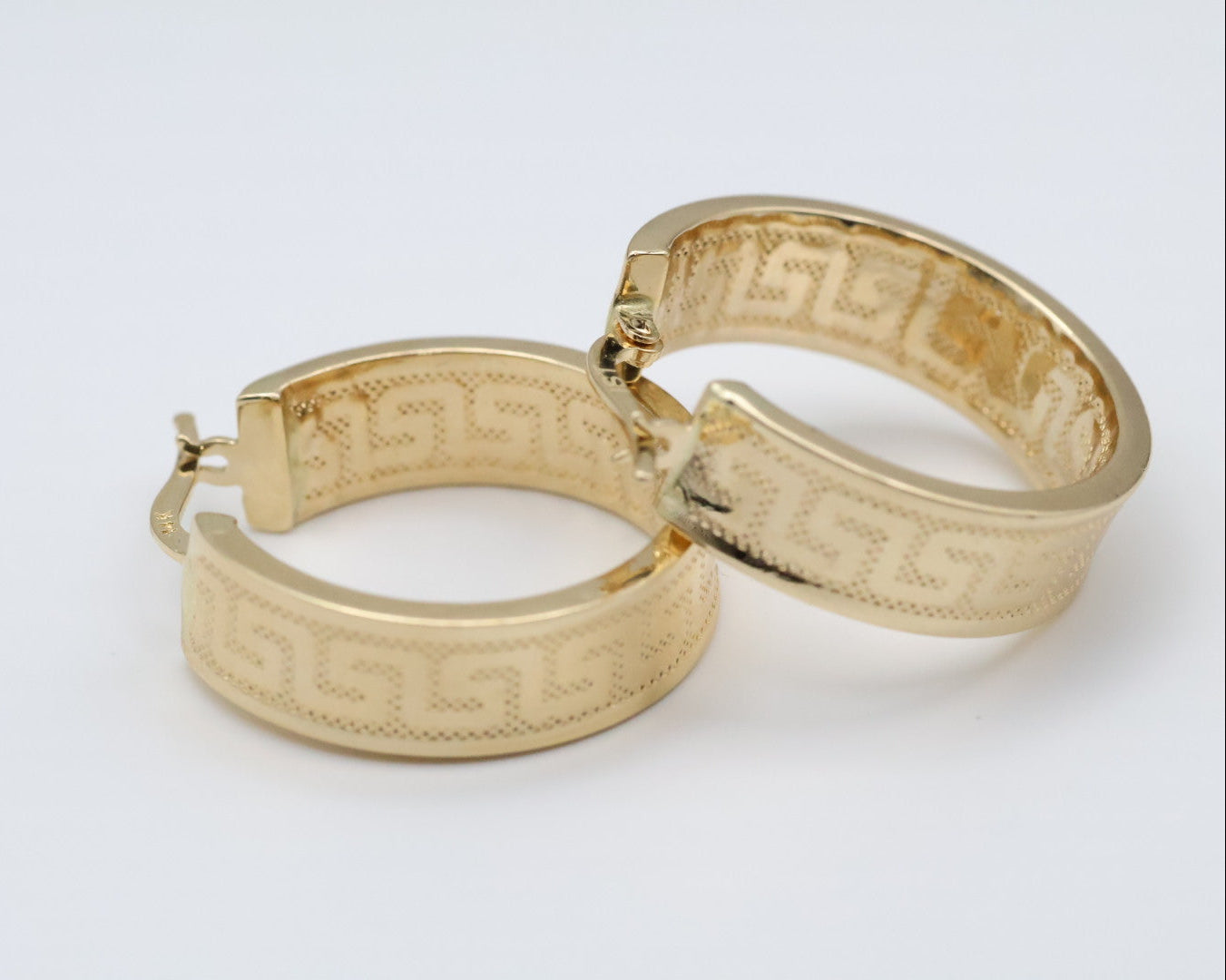 Argollas 14kt Size 24mm Weight 3.5g