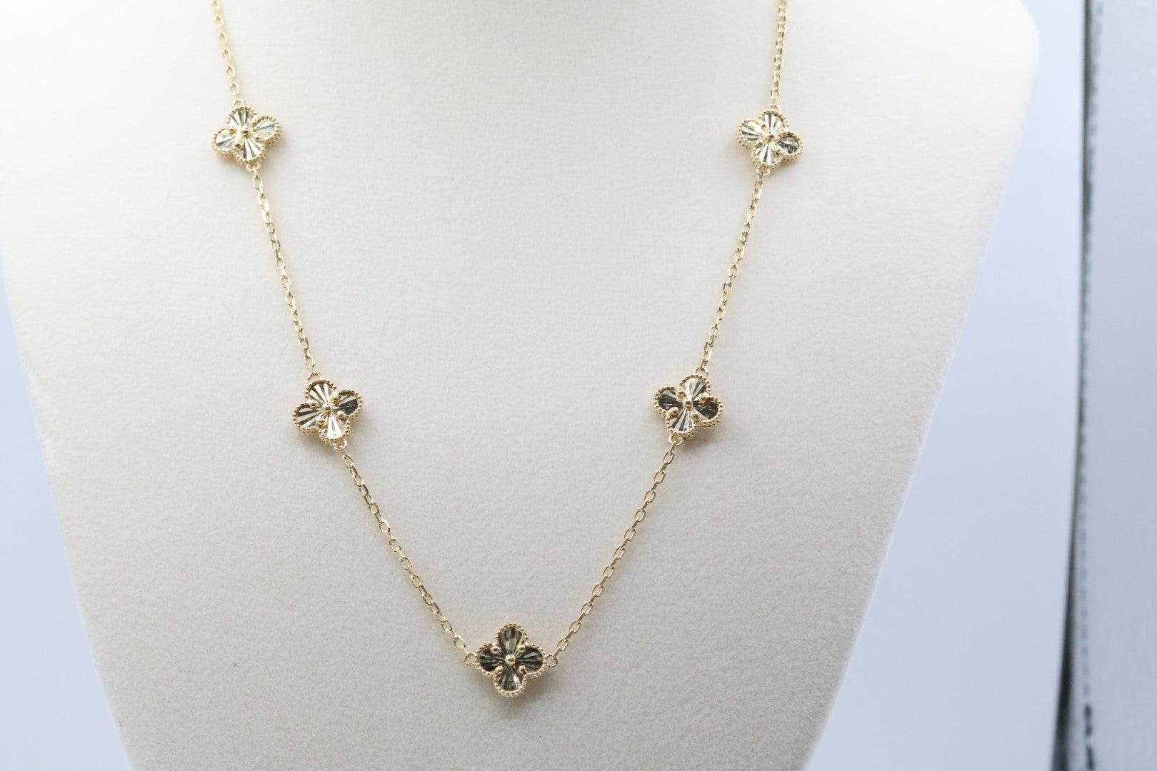 Cadena 14kt Size 18" Weight 8.05g