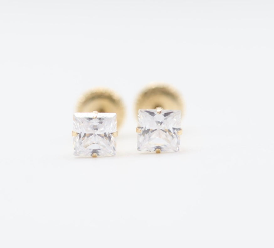 Aretes Cuadrado 14kt Size 4mm