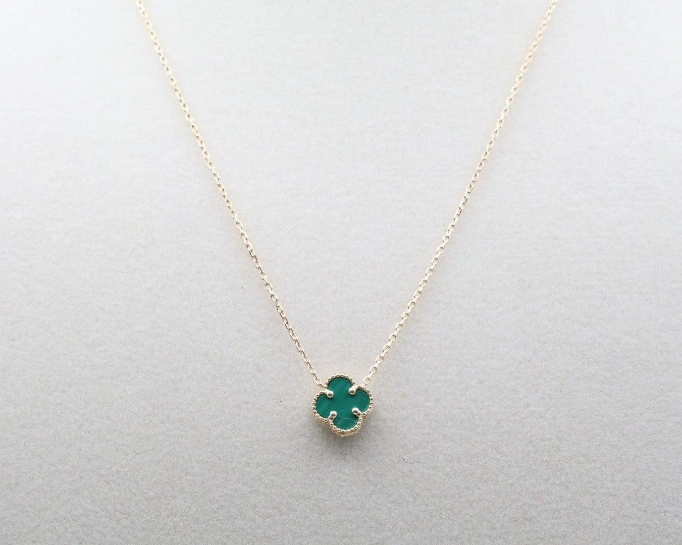 Cadena Flor Verde 14kt Size 16" Weight 2.2g
