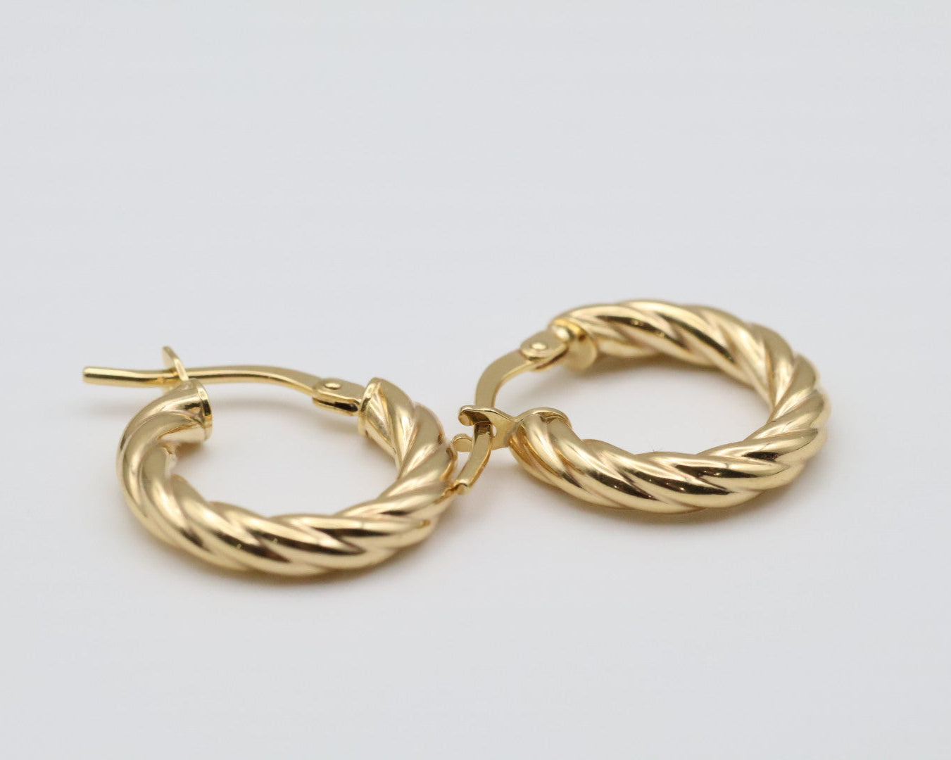 Argollas Argollas Torcidas 14kt Size 16mm Weight 1.3g