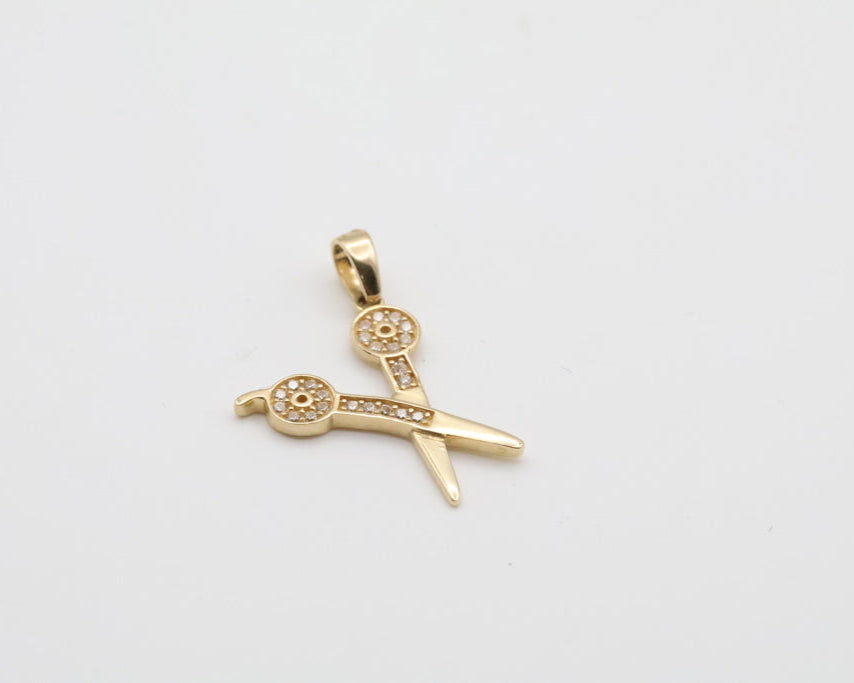 Dijes Tijera 14kt Weight 1.5g