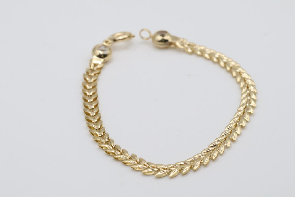 Manillas 14kt Weight 4.65g