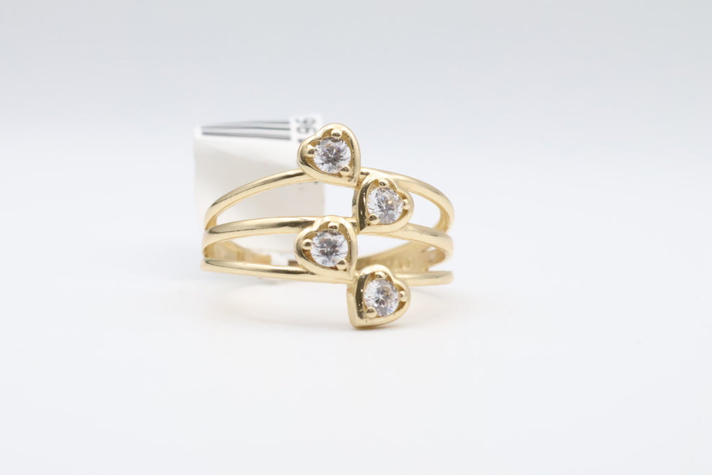 Women's Heart Ring with 14kt zirconia stone Weight 2.8g