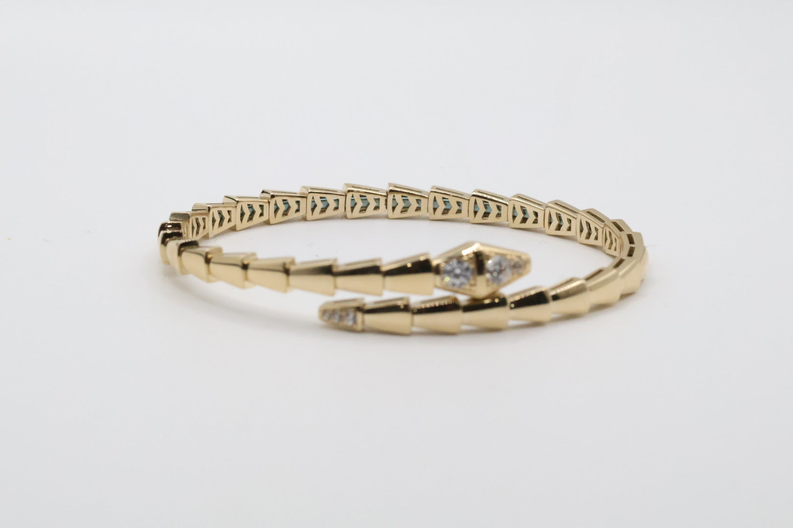 Pulso 14kt Weight 14.7g