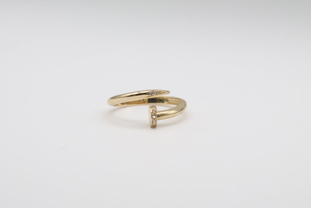 Women's Ring 14kt zirconia Weight 1.6g