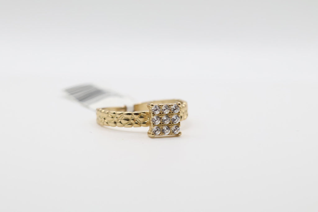 Anillo de Mujer Compromiso Solitario 10Kt Weight 2.2g
